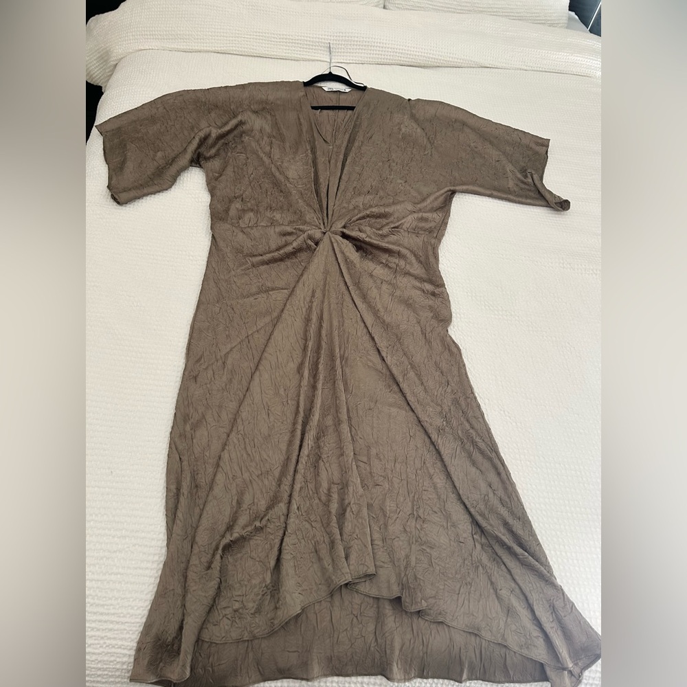 Zara Tan Kimono dress - Picture 4 of 5